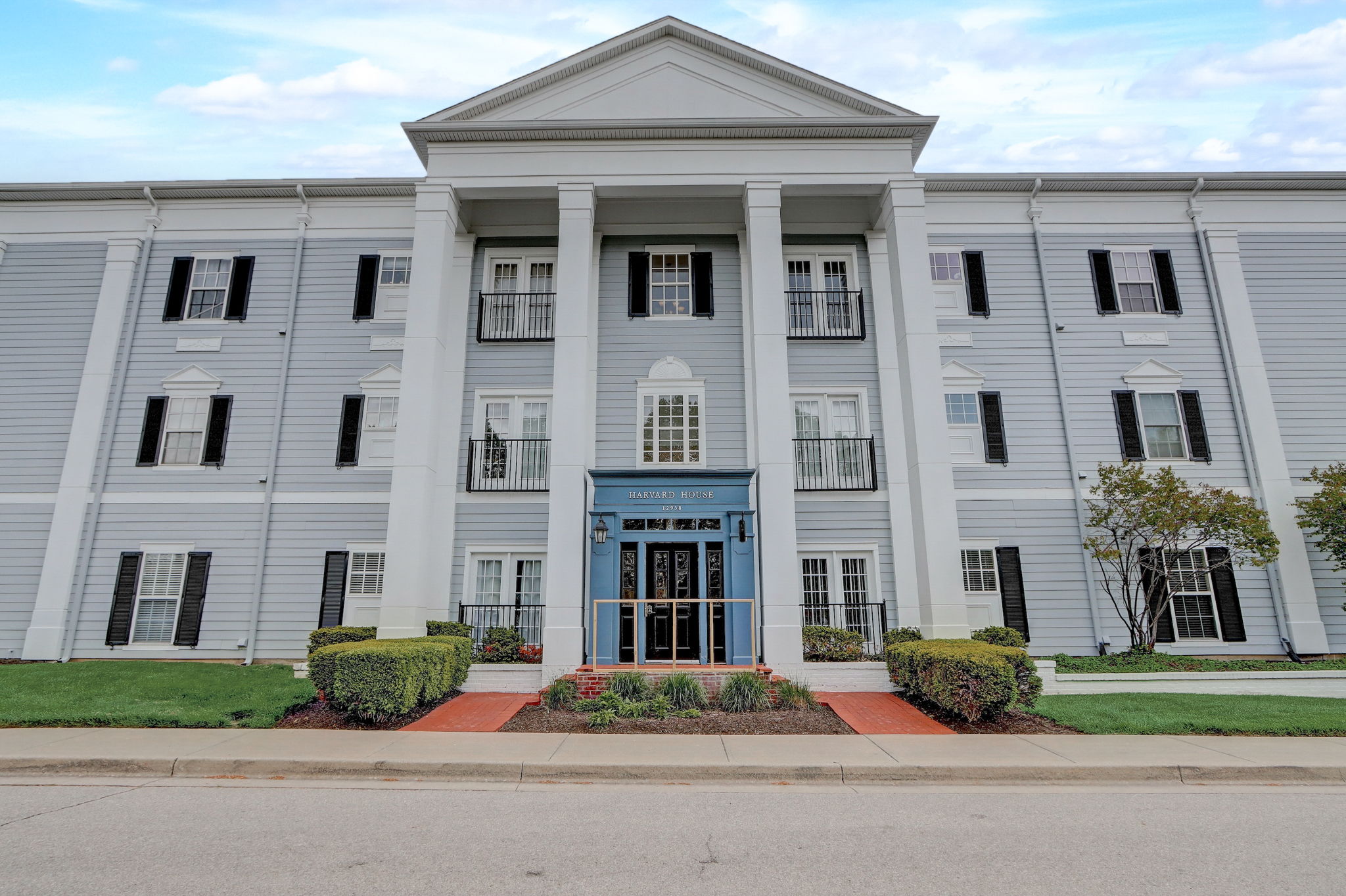 University Crescent 3B-004