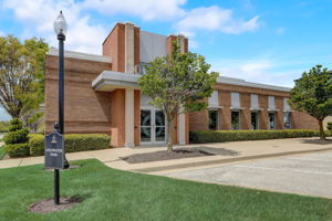 University Crescent 3B-060