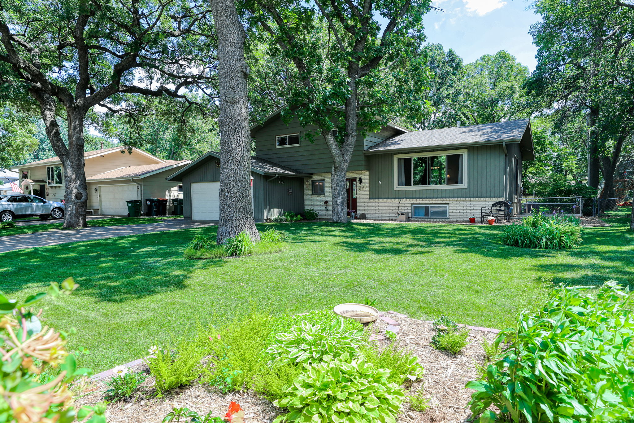 12941 Pierce St NE, Blaine, MN 55434 Excalibur Portraits