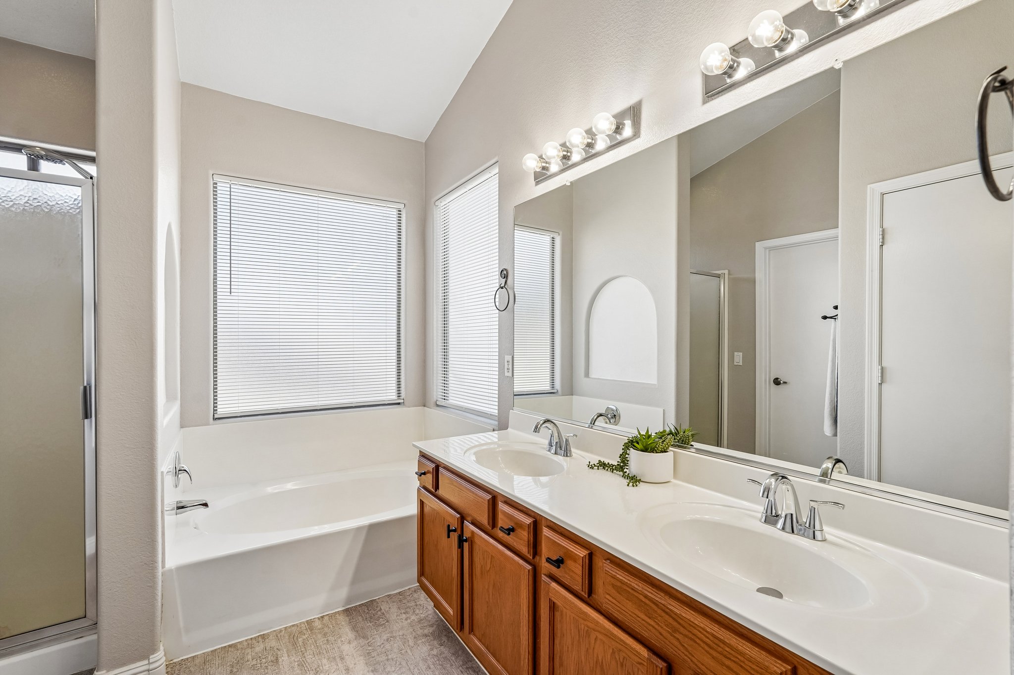 W Pershing St-S2804-033.jpg