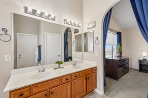 W Pershing St-S2804-032.jpg
