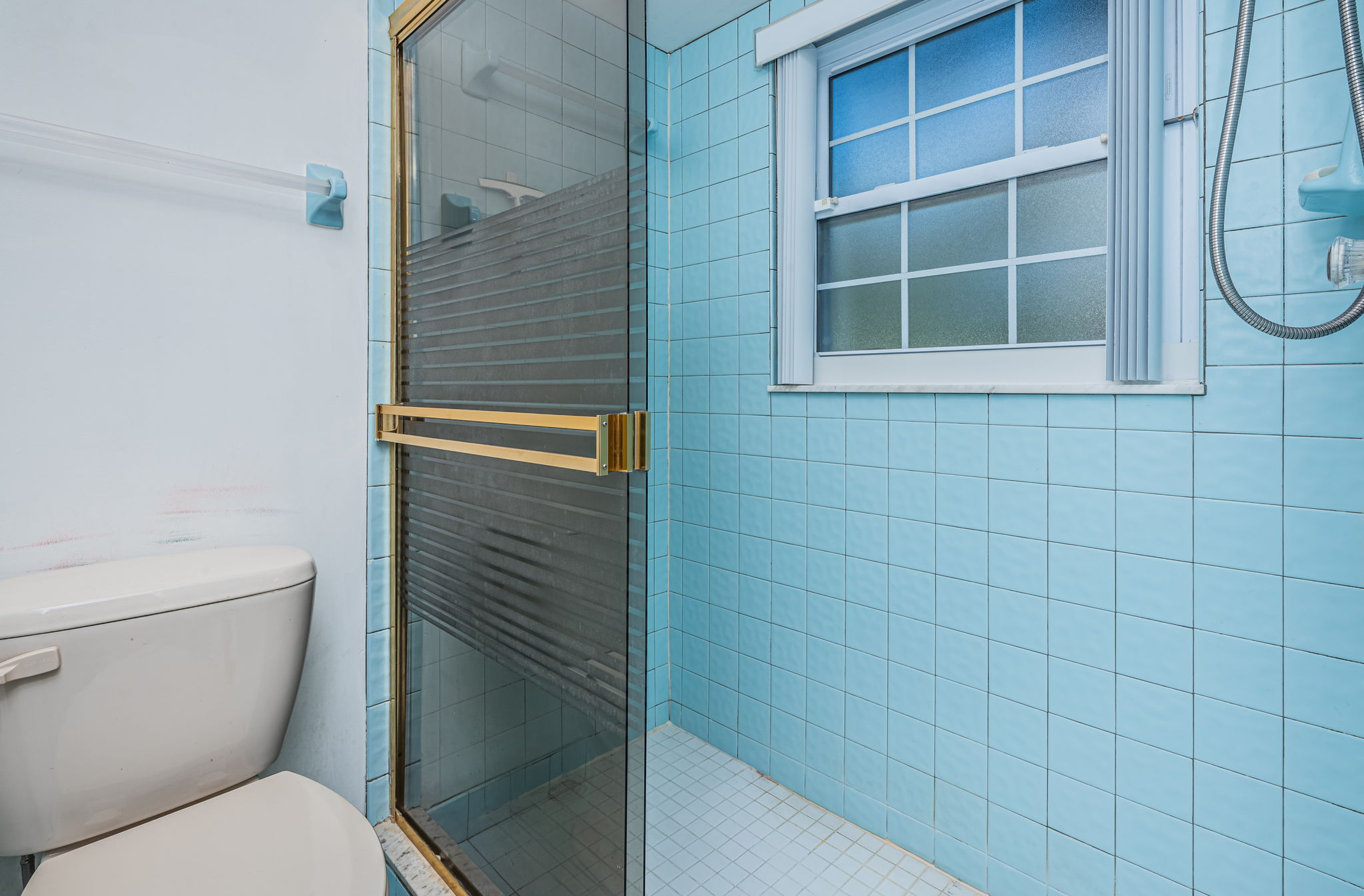 Master Bathroom 2-2