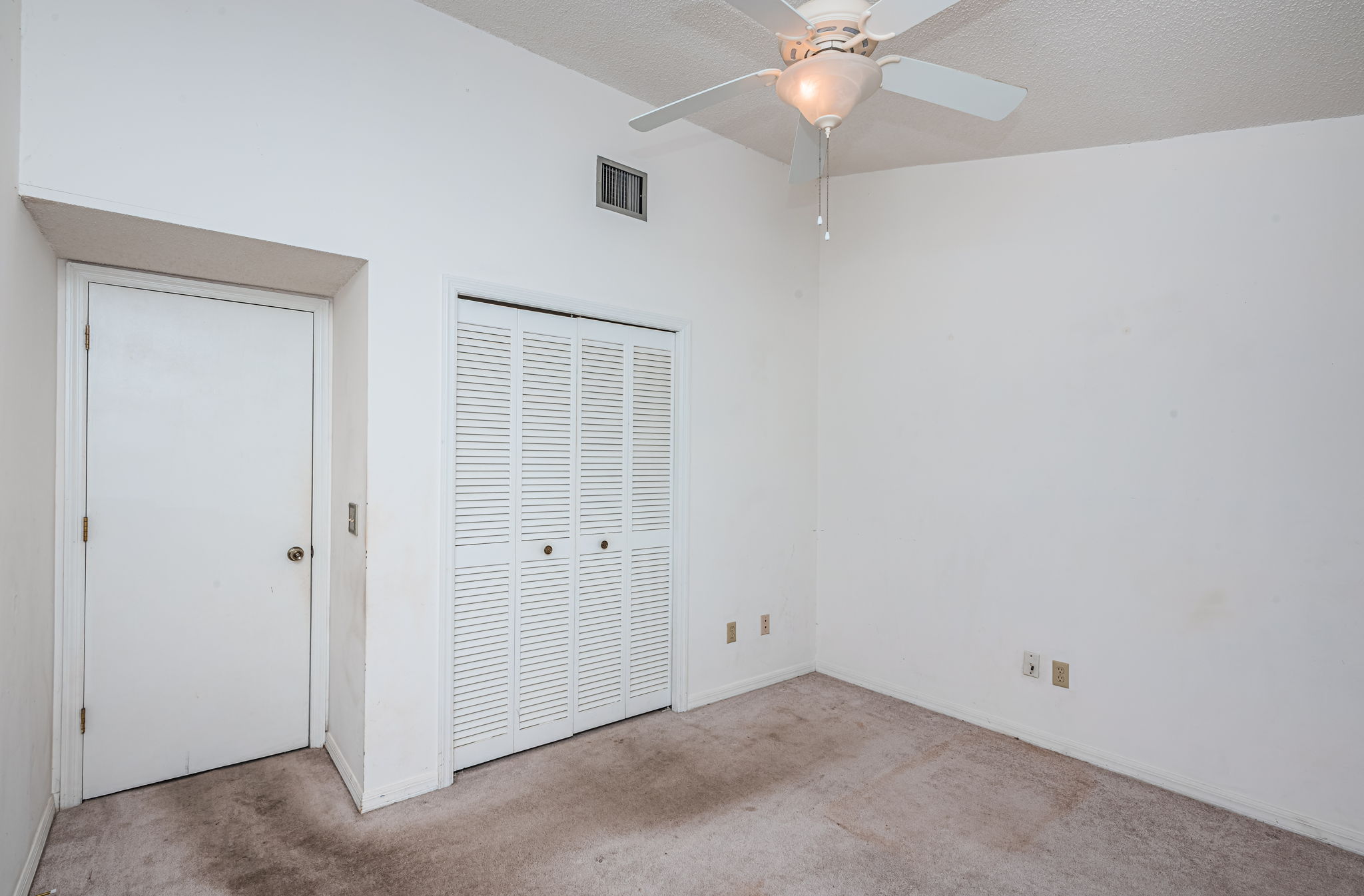 Bedroom 1b-3