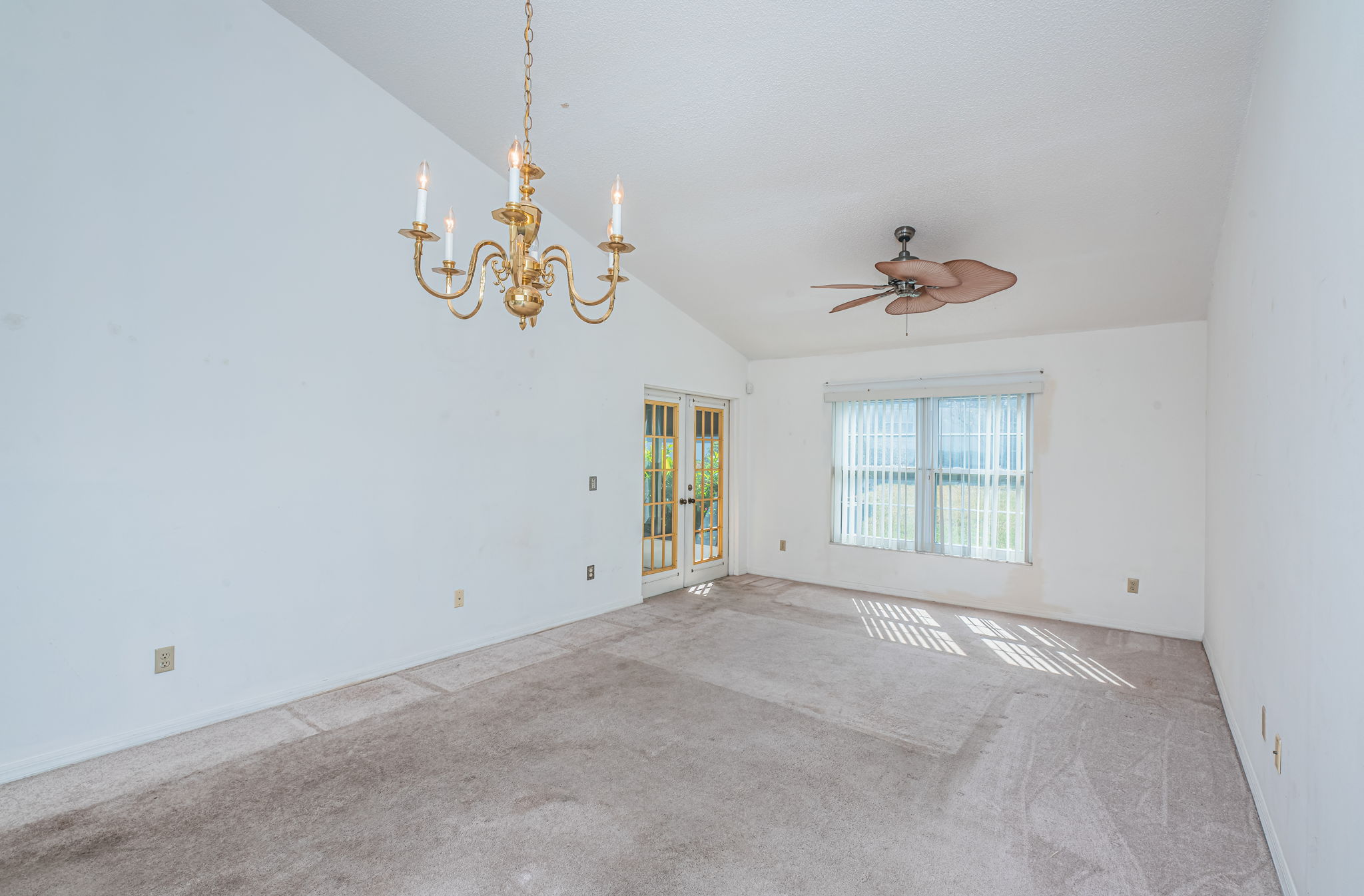 Living Room-Dining 2