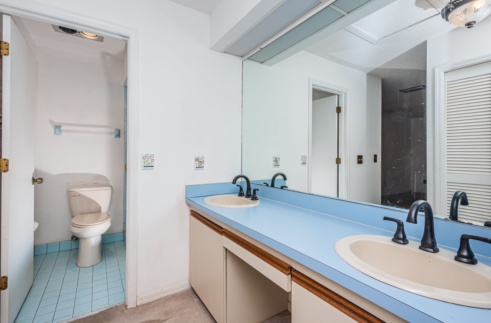 Master Bathroom 3