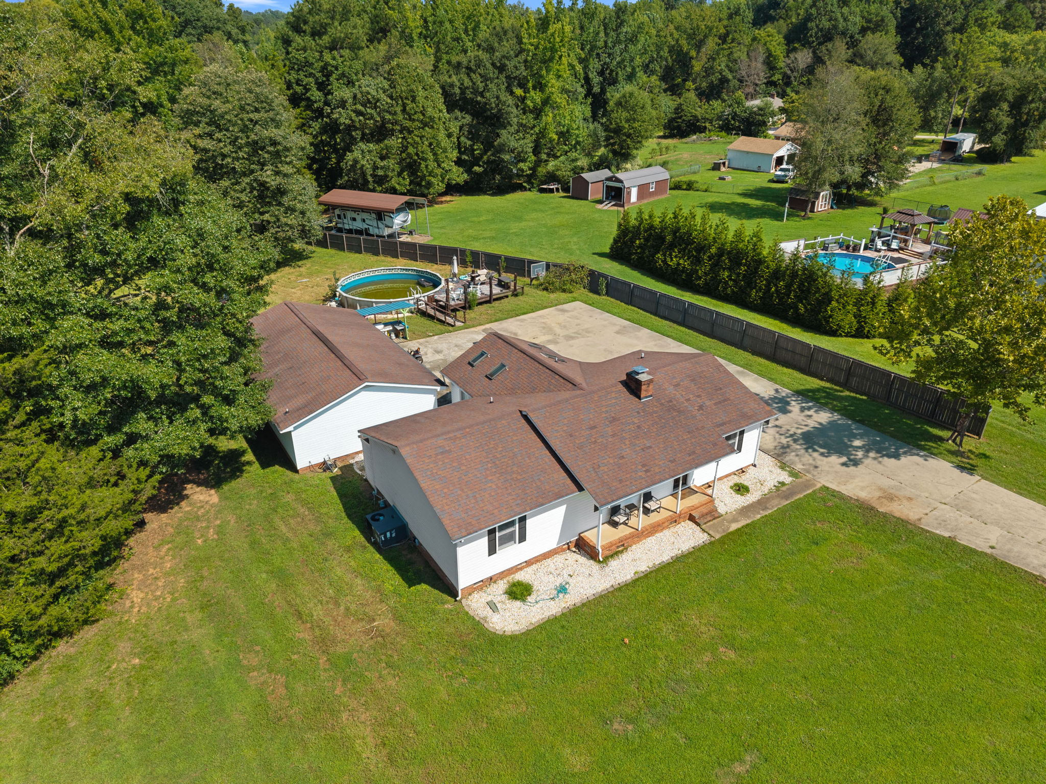  Photo 15