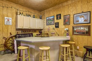 Ranchland Dr-057.jpg