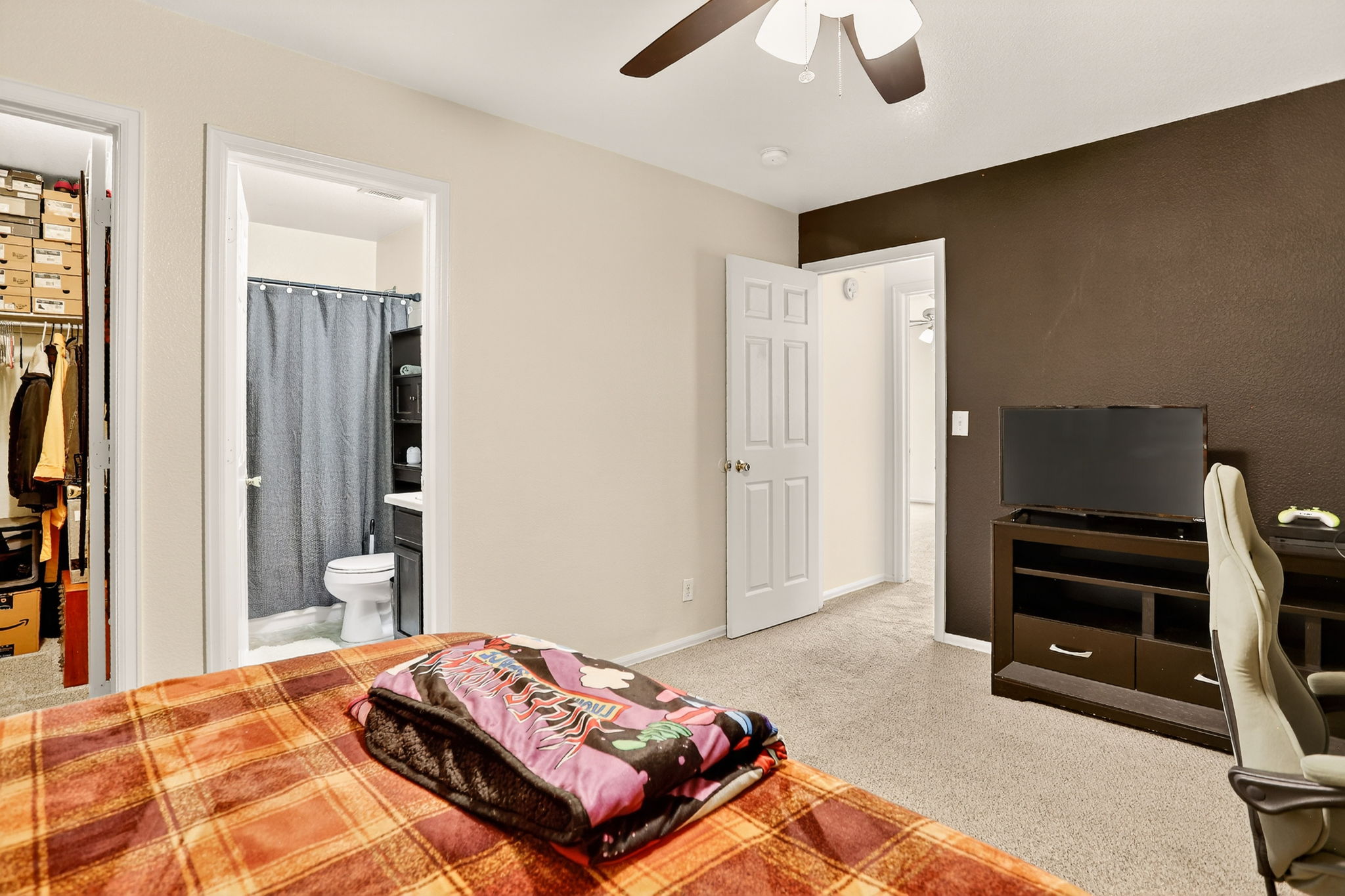  Photo 7