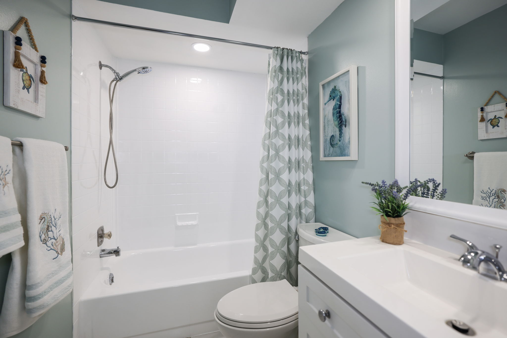 Bathroom 2 OPEN - 495A8667 (1)