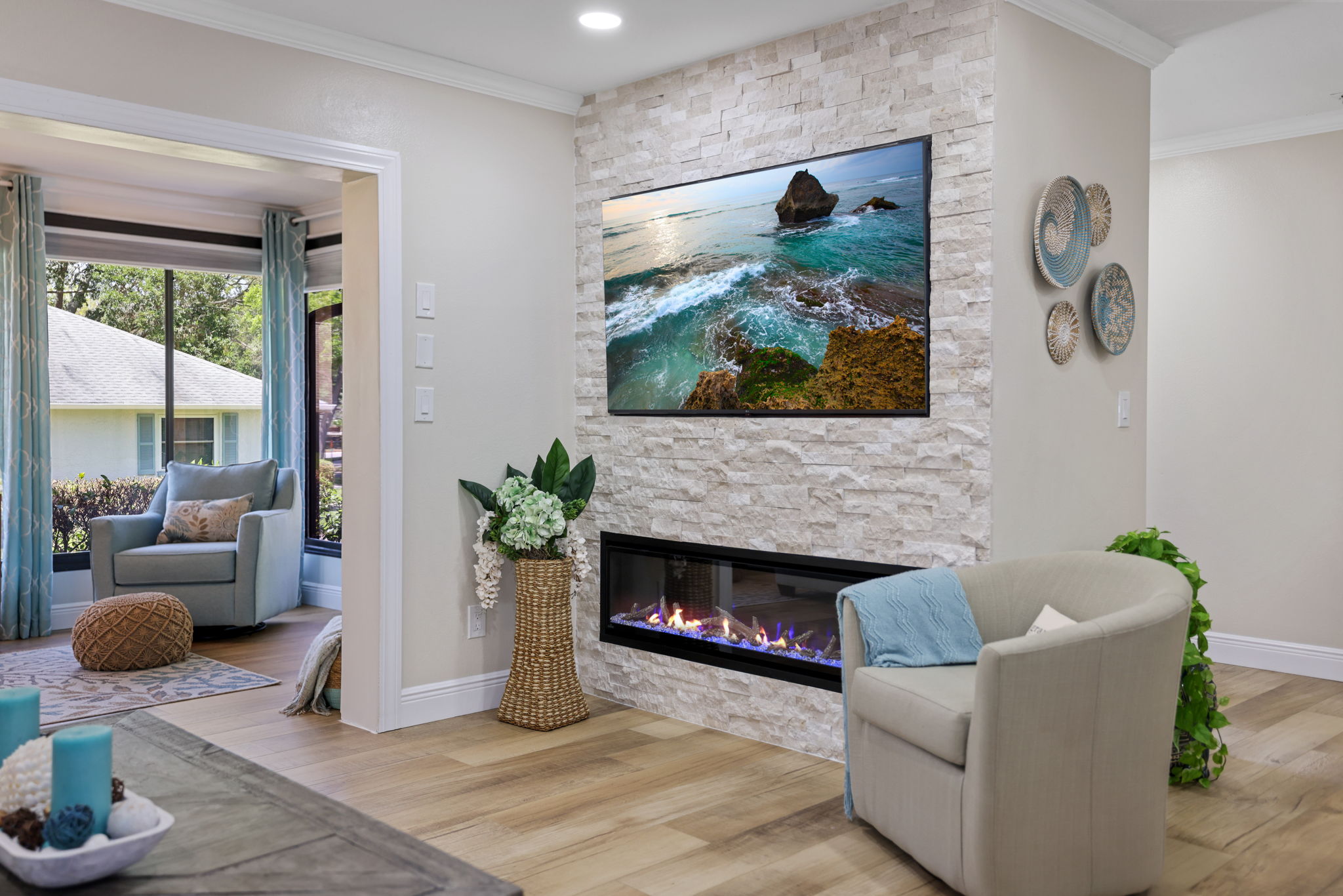 LR Fireplace - 495A8728 (1)