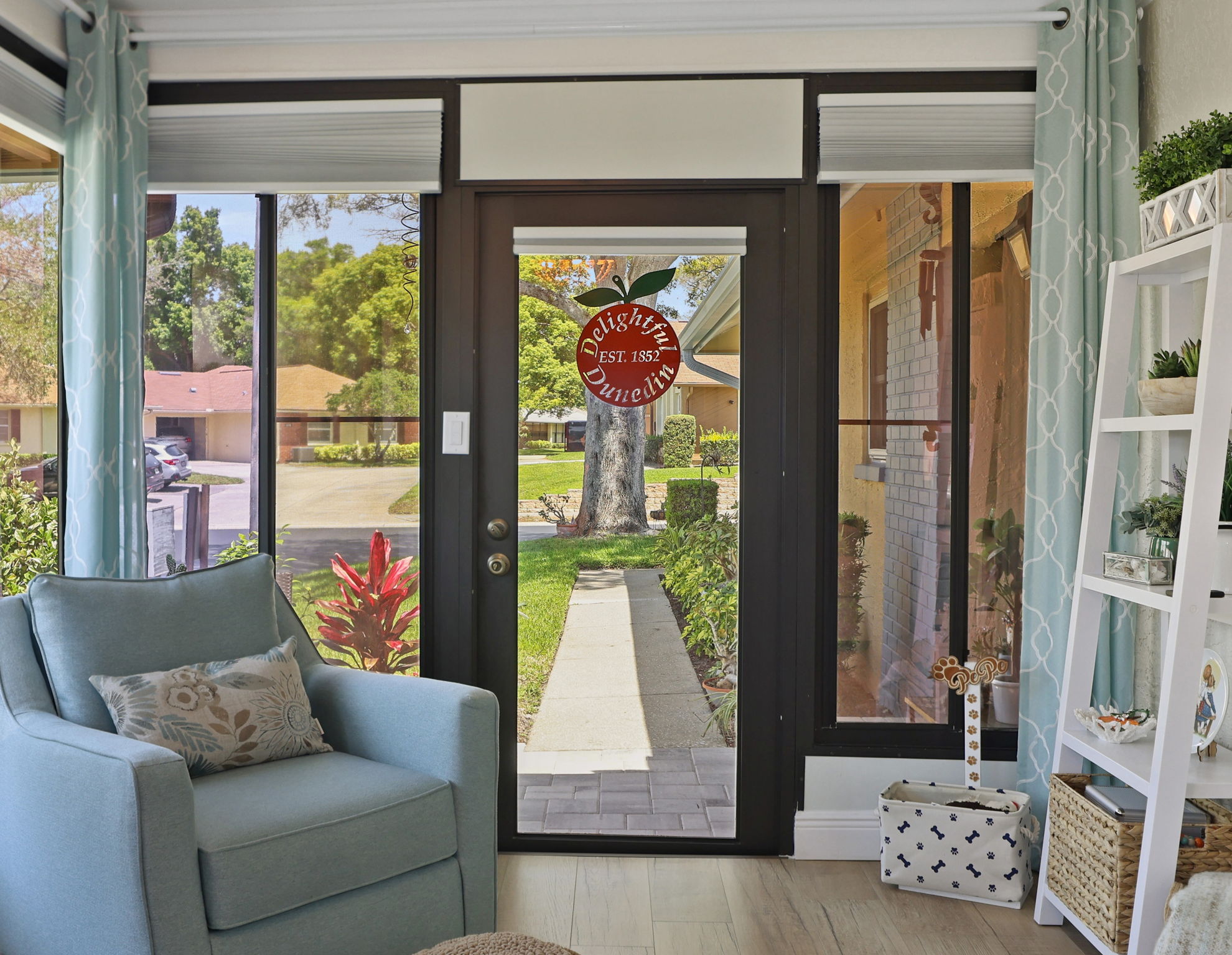 Sunroom - 495A8689 (1) CROPPED