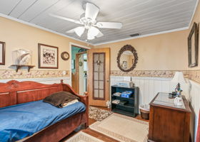  Photo 23