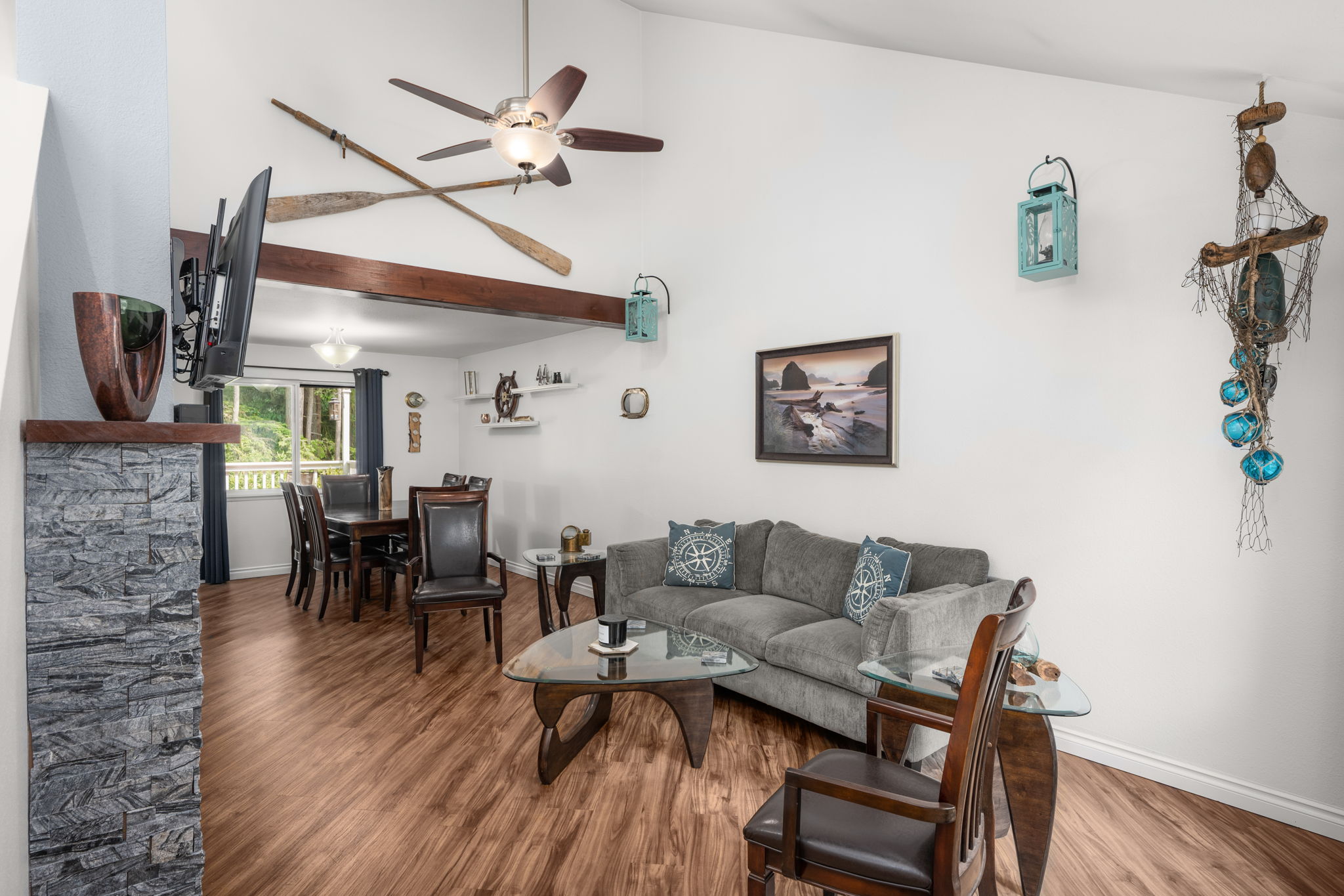 Highly durable woodgrain textured vinyl flooring throughout.