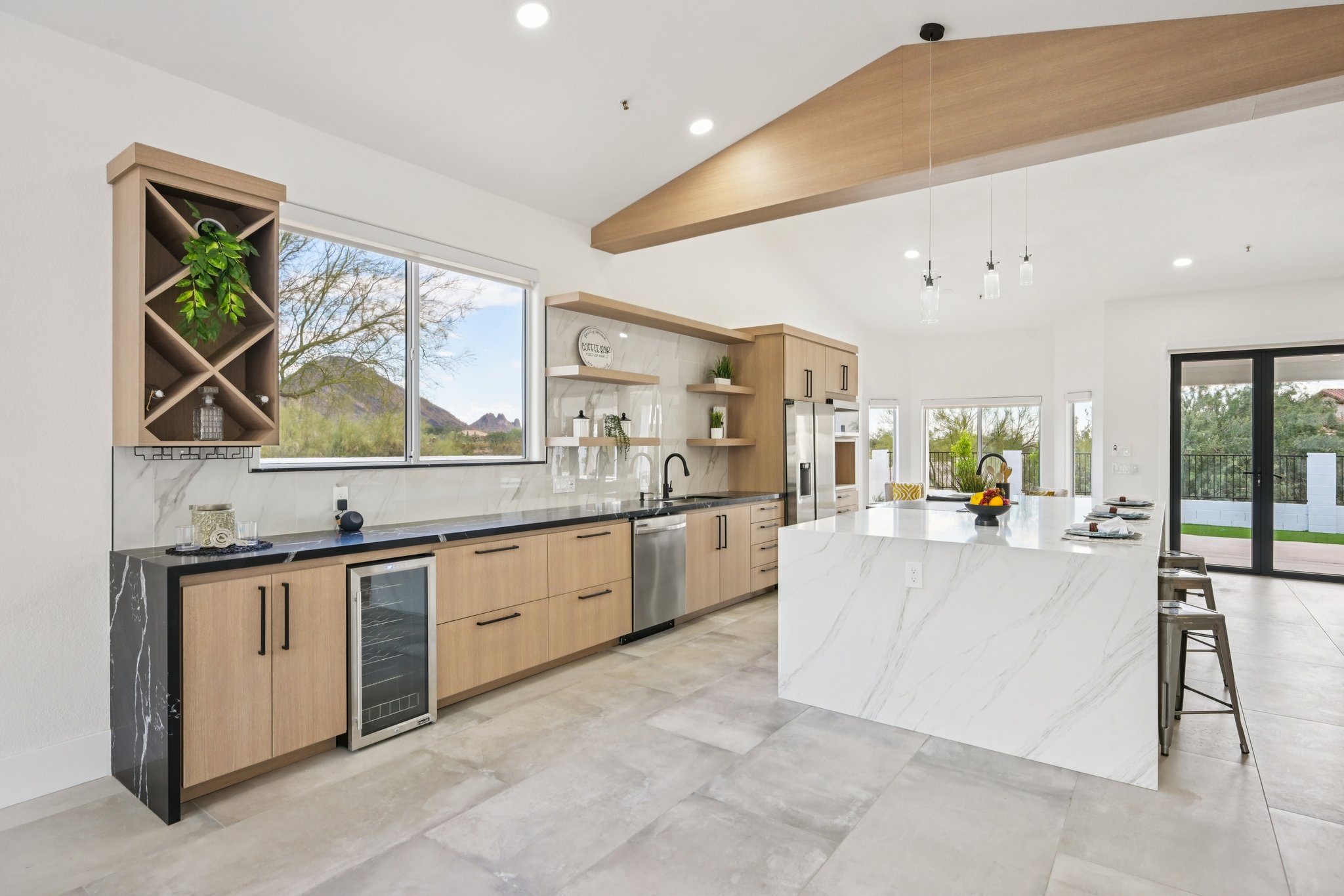 E Sahuaro Dr-S1103-014.jpg