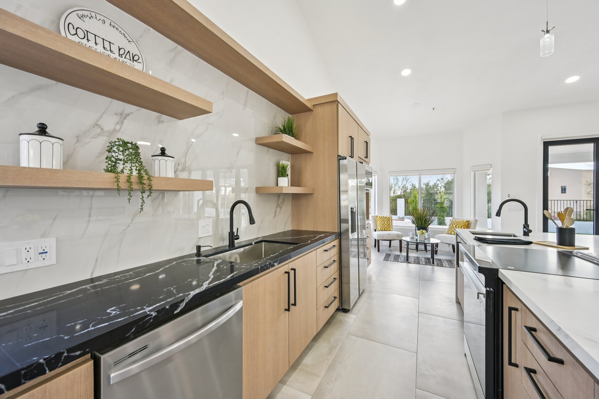 E Sahuaro Dr-S1103-019.jpg