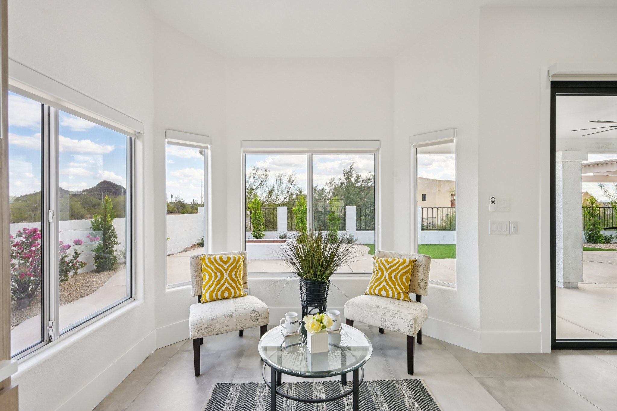 E Sahuaro Dr-S1103-024.jpg