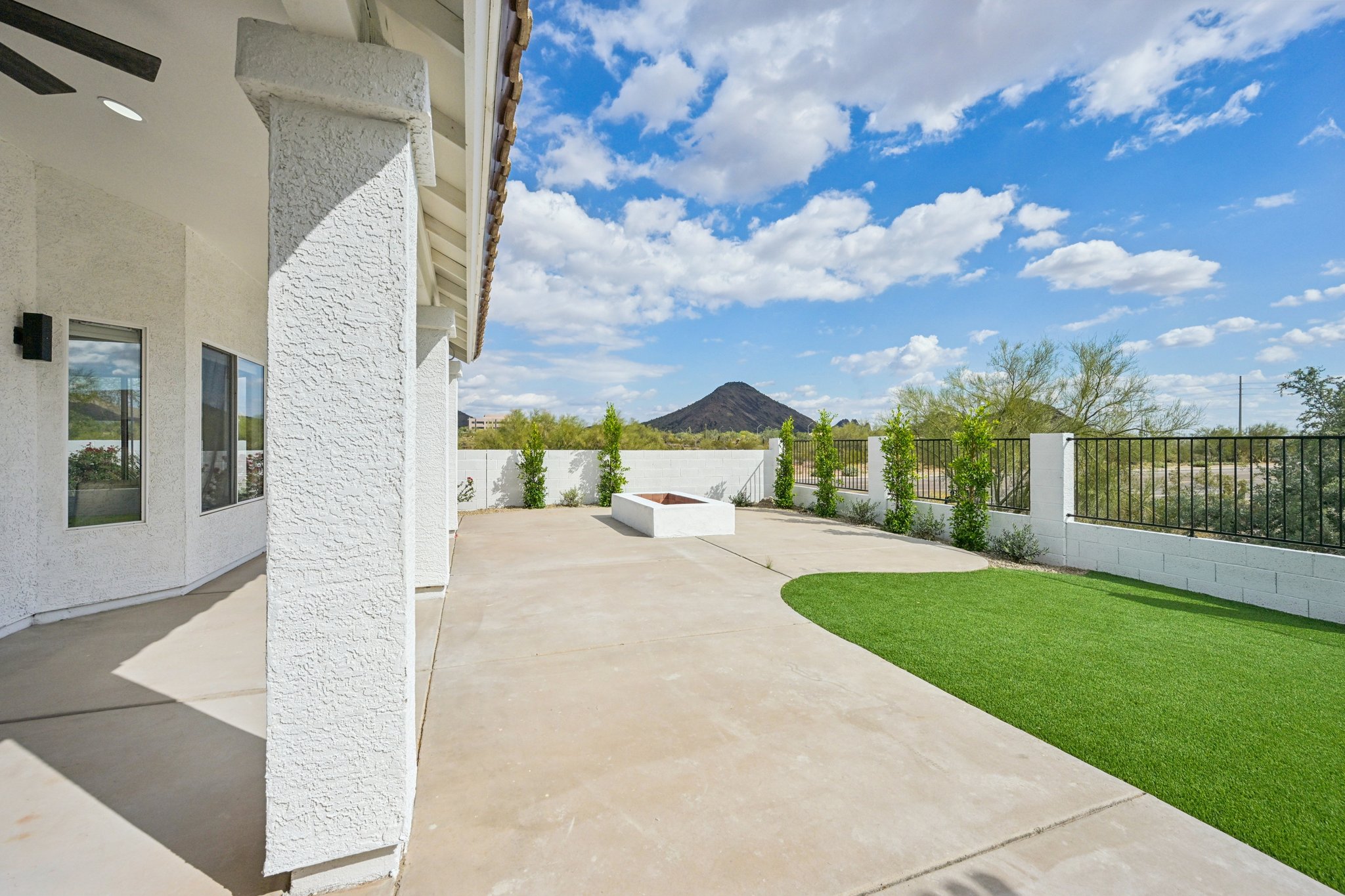 E Sahuaro Dr-S1103-045.jpg