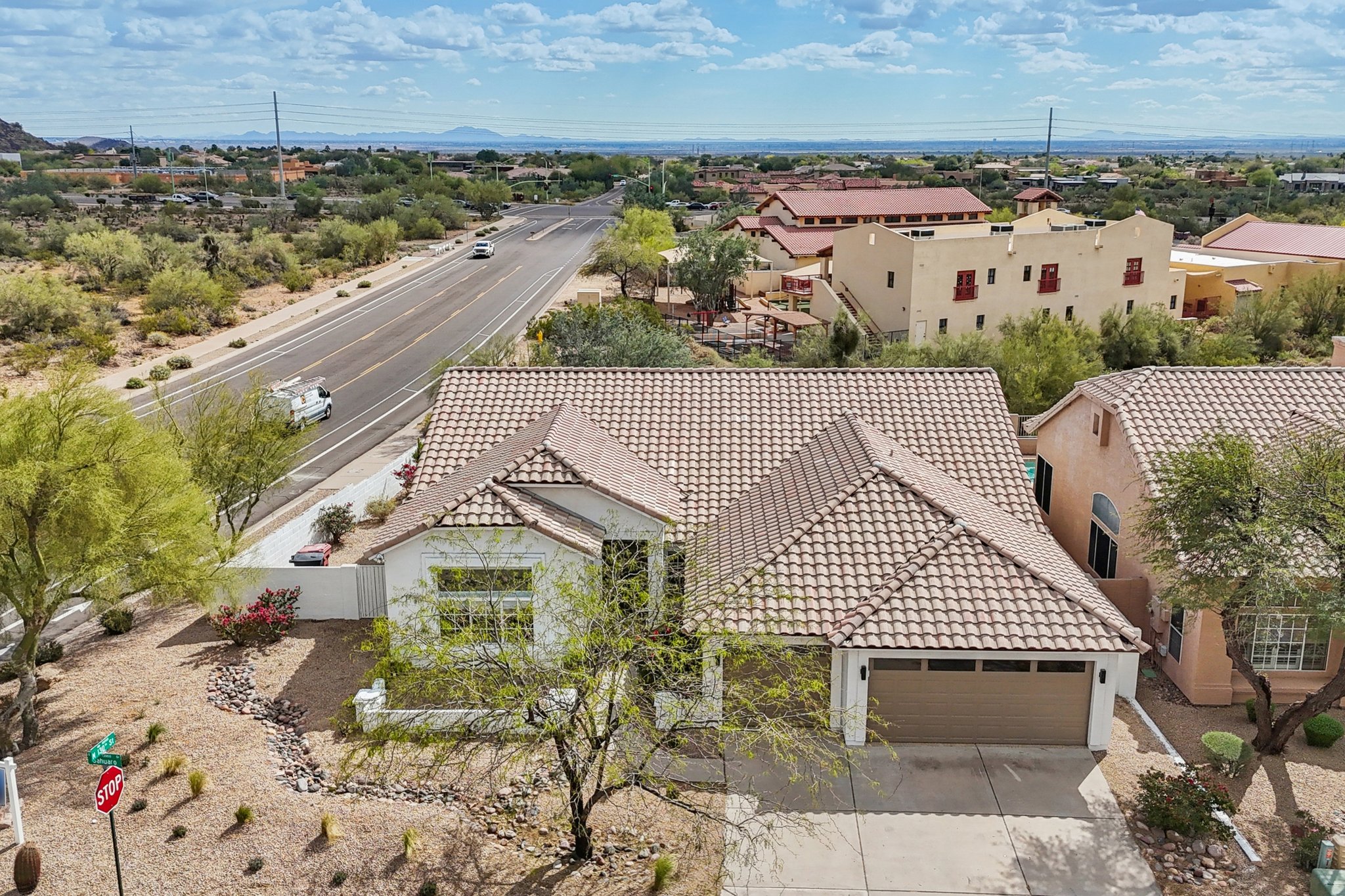 E Sahuaro Dr-S1103-060.jpg