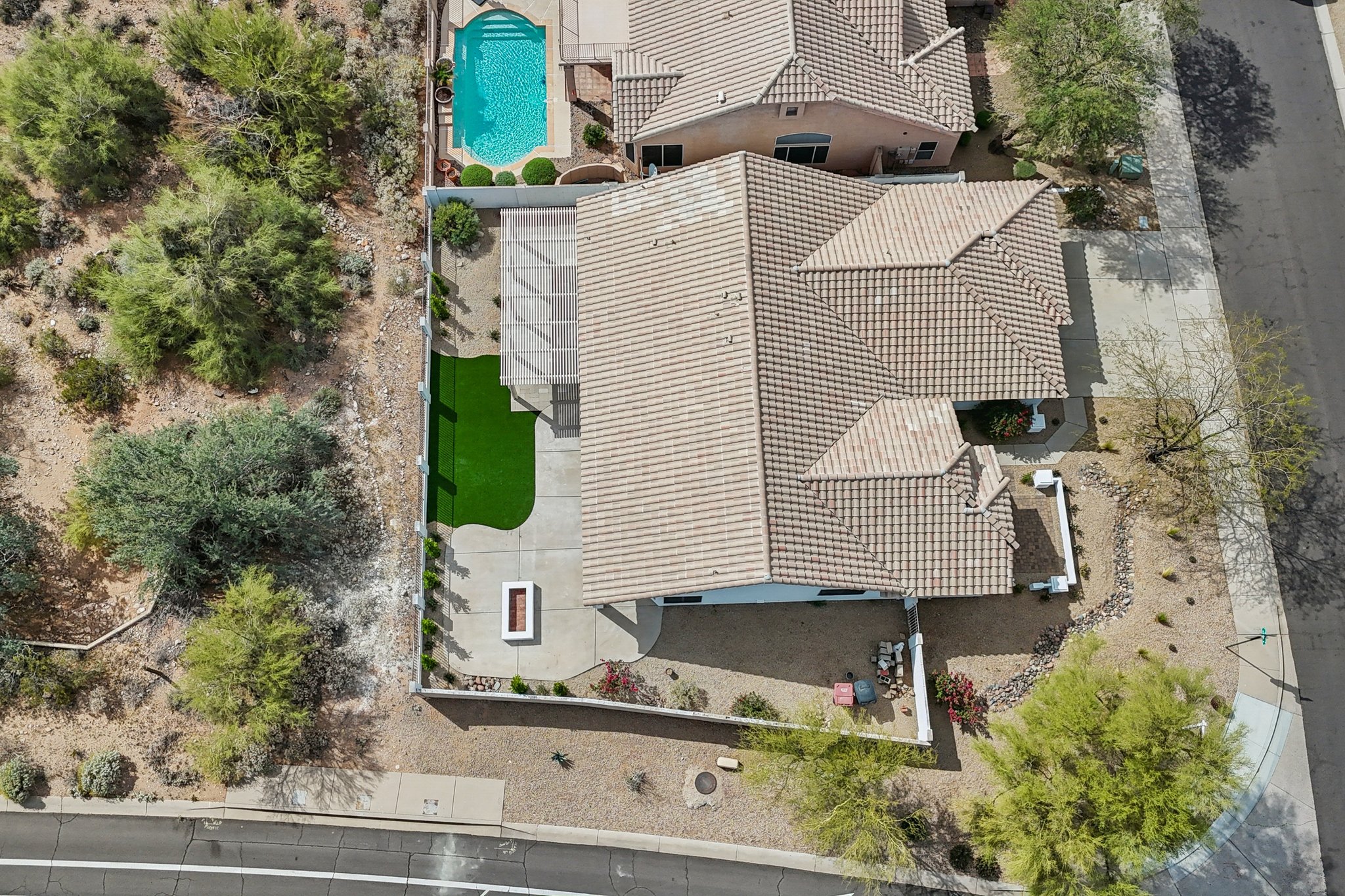 E Sahuaro Dr-S1103-065.jpg