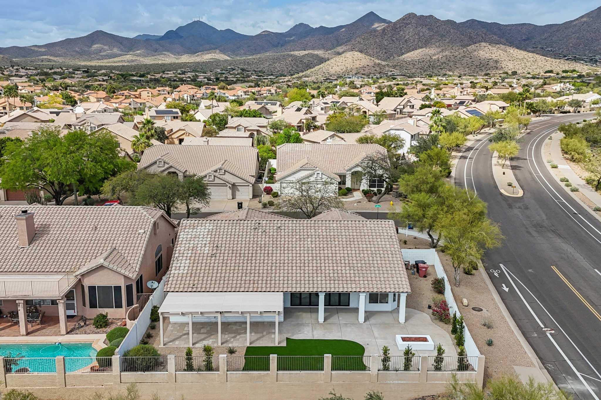 E Sahuaro Dr-S1103-071.jpg