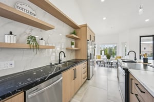 E Sahuaro Dr-S1103-019.jpg