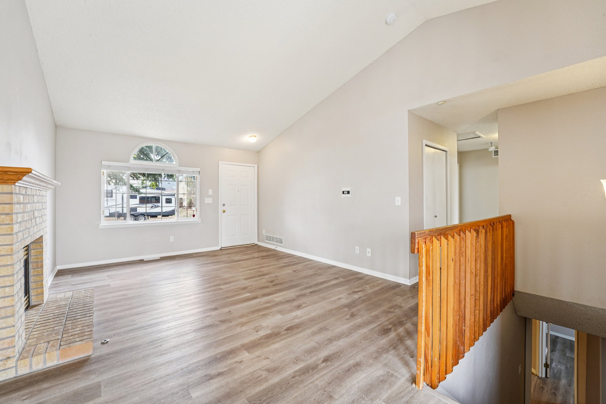 Grove Way-S0104-006.jpg