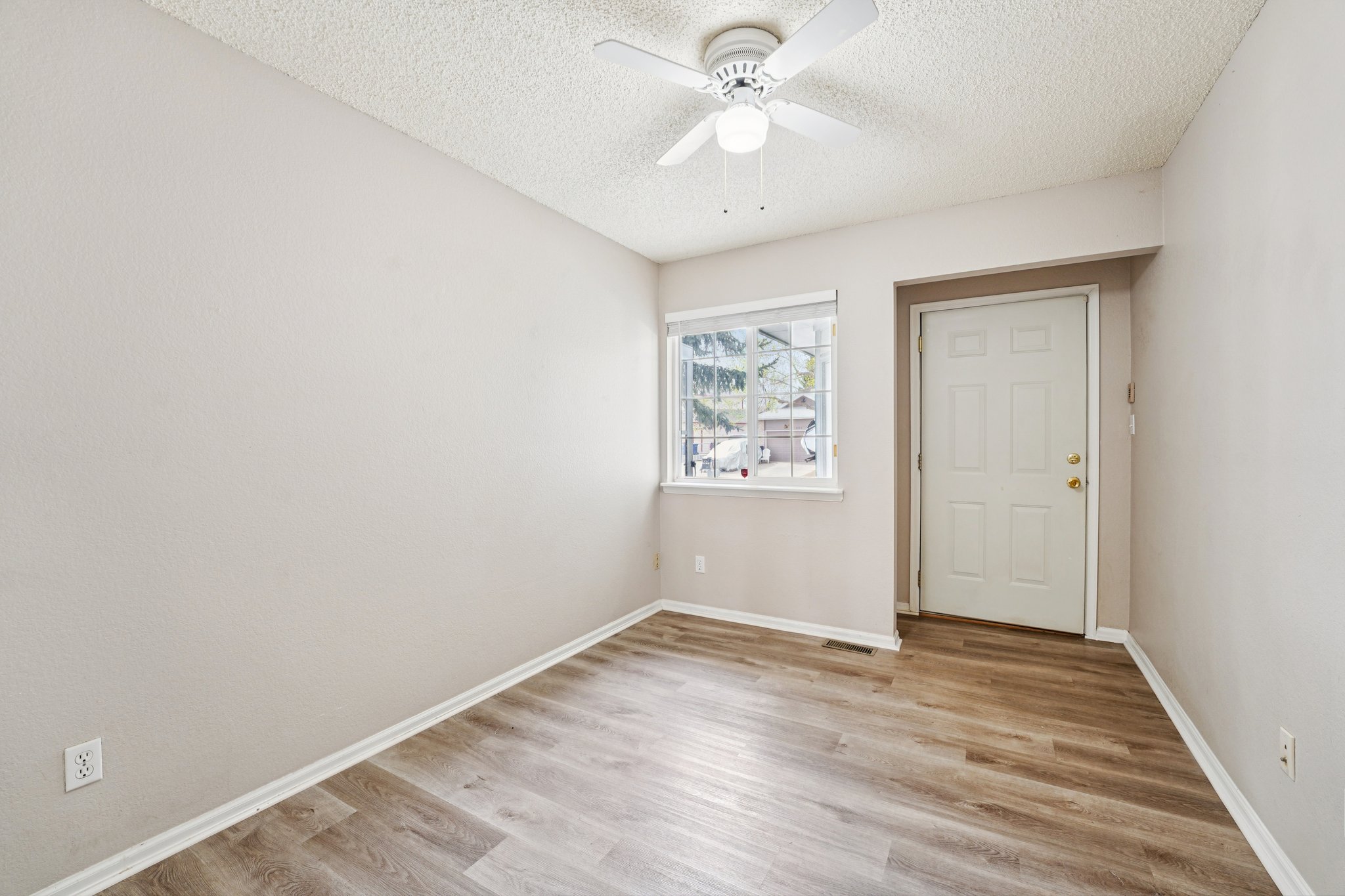 Grove Way-S0104-014.jpg