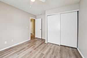 Grove Way-S0104-017.jpg