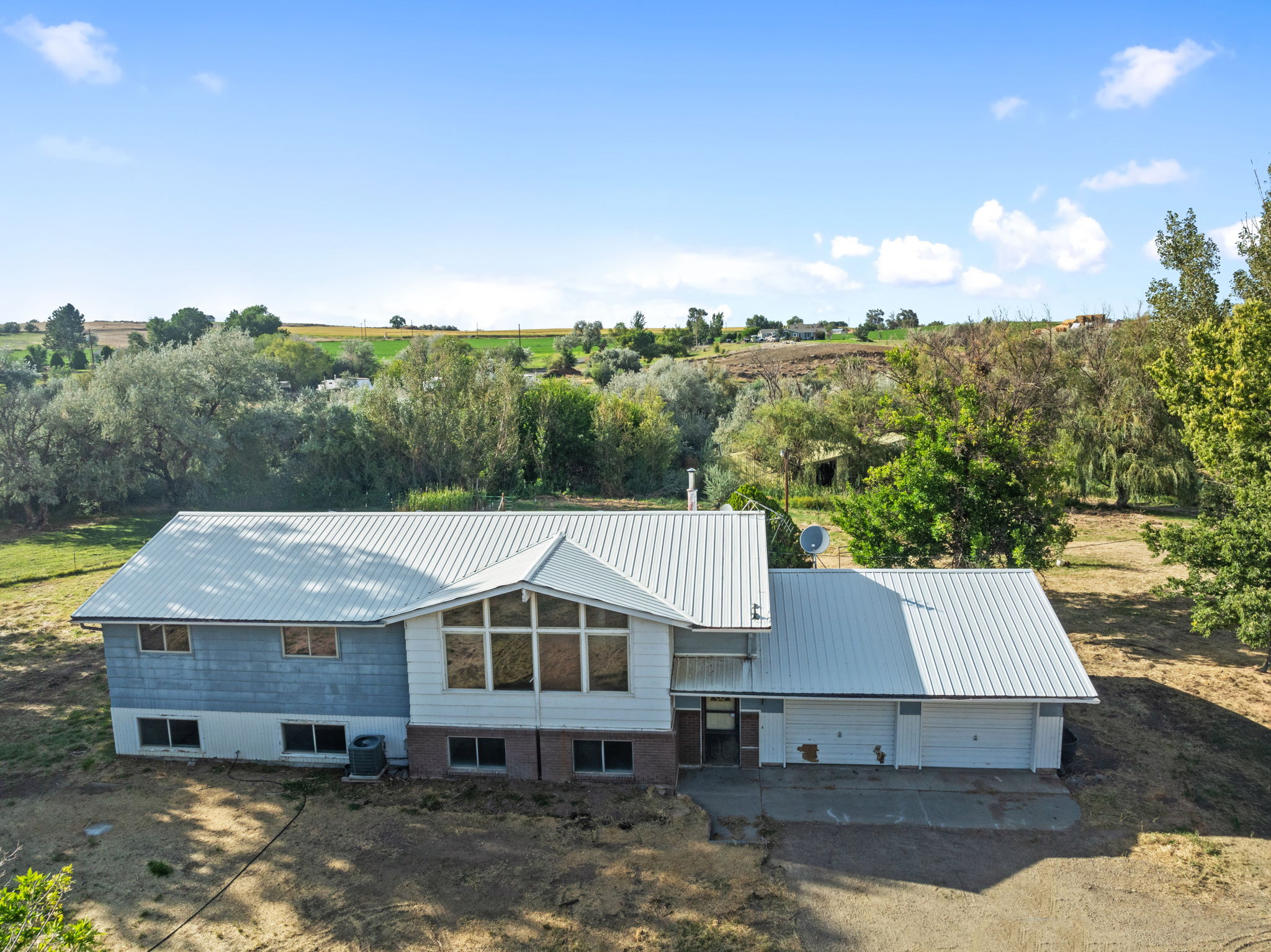  Photo 37