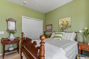 Duval Dr-S2708-049.jpg