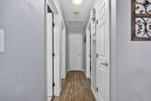  Photo 37