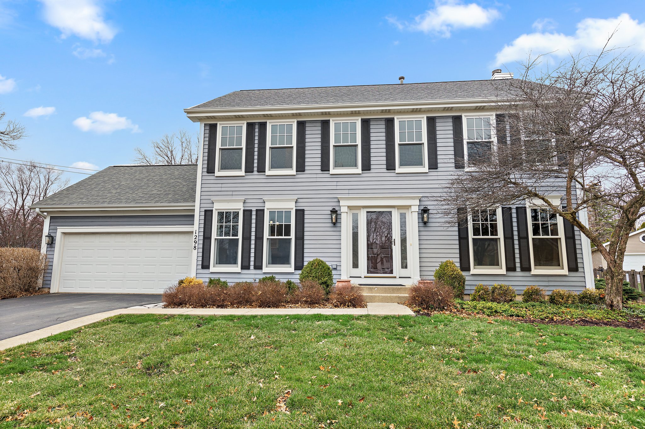 1298 Cobblers Crossing, Elgin, IL 60120, USA