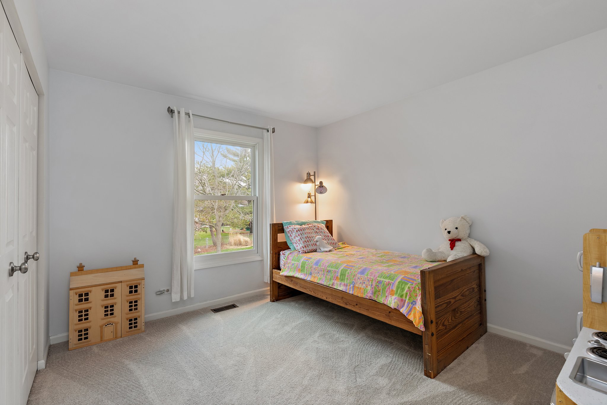 1298 Cobblers Crossing, Elgin, IL 60120, USA Photo 17