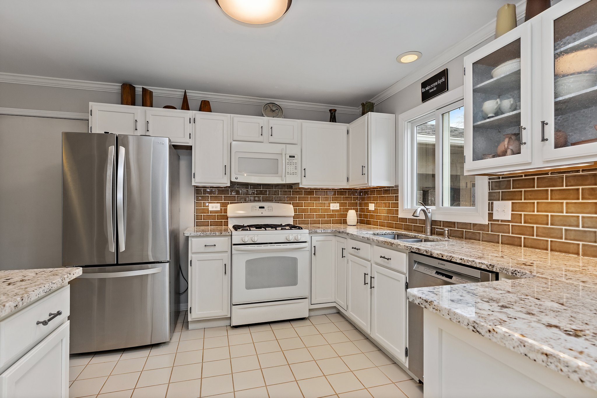 1298 Cobblers Crossing, Elgin, IL 60120, USA Photo 9