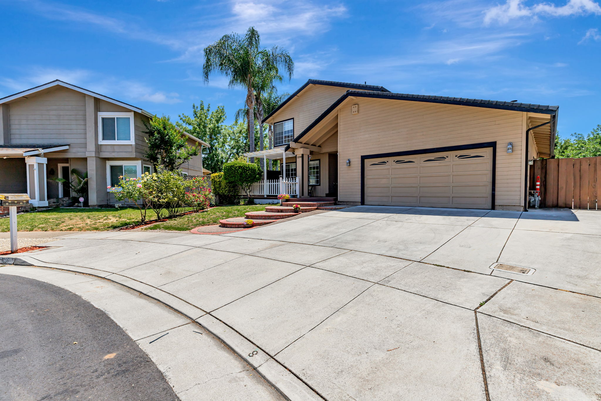 002_1298 Hersman Dr  
