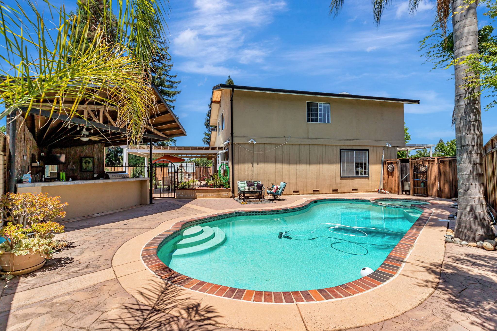 047_1298 Hersman Dr  
