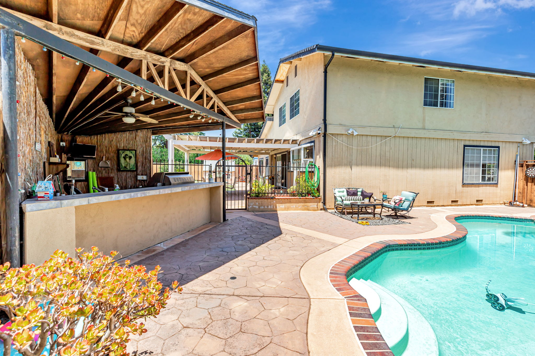 051_1298 Hersman Dr  