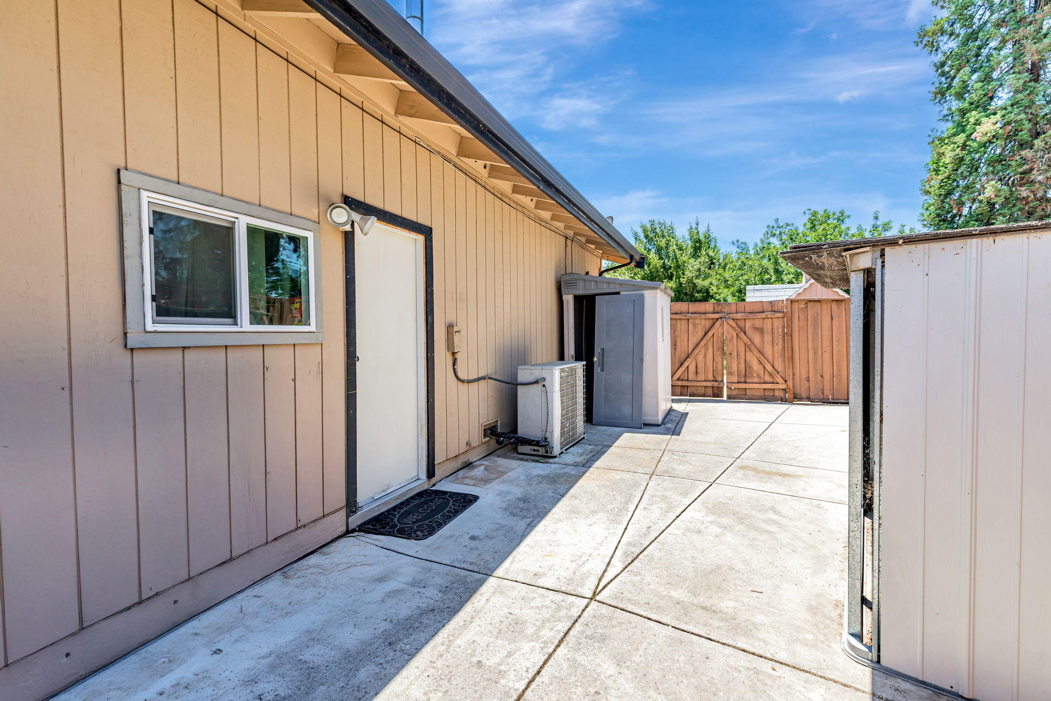 053_1298 Hersman Dr  