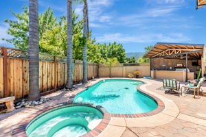 048_1298 Hersman Dr  