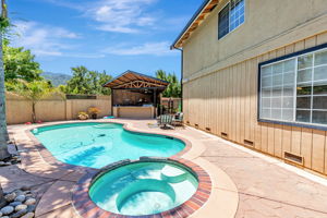 049_1298 Hersman Dr  