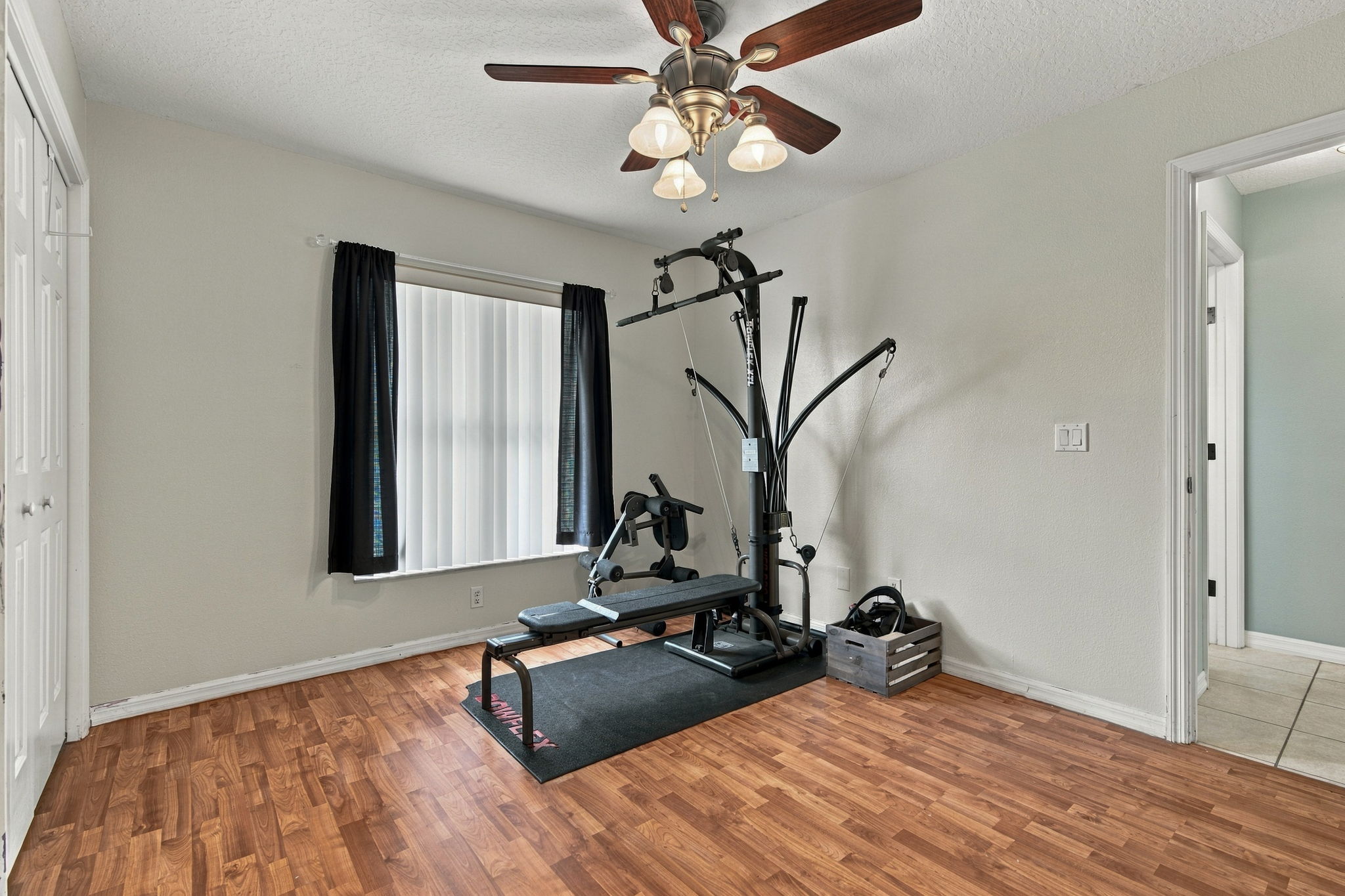  Photo 23