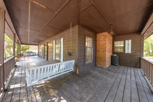 Photo 31