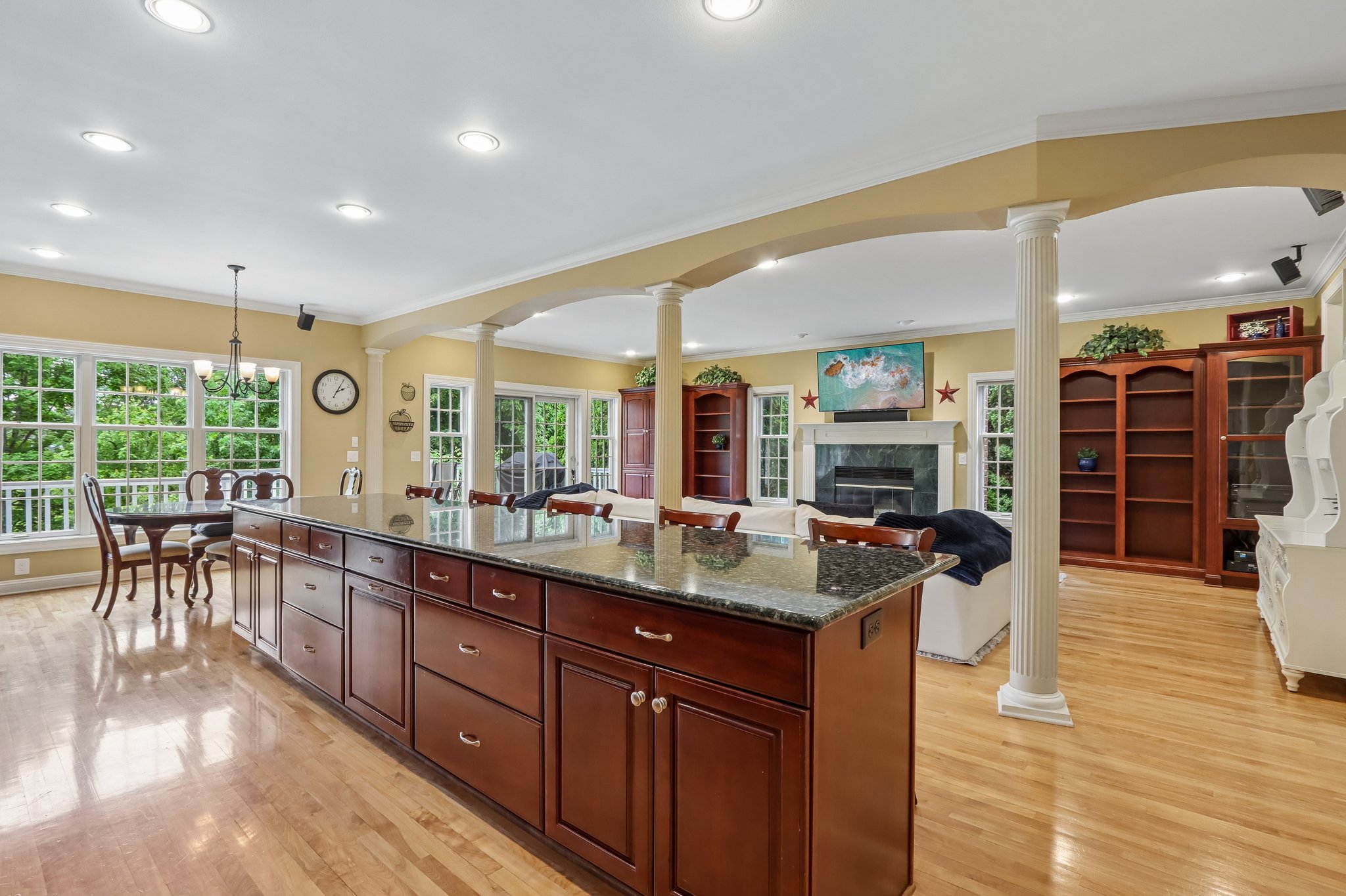 Creekside Ln-S1206-034.jpg