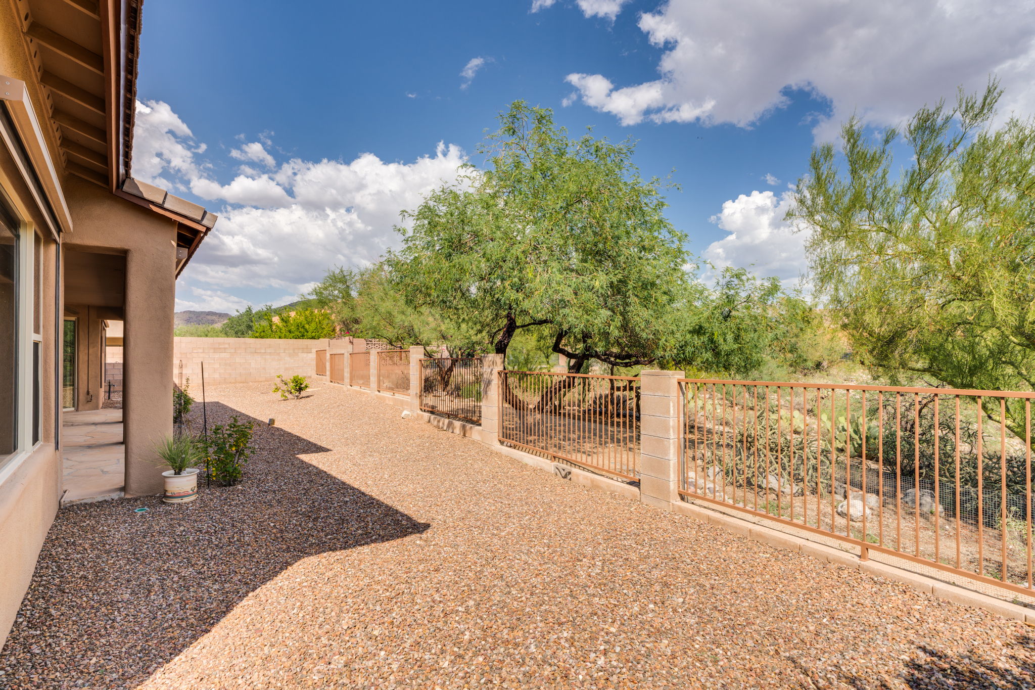 The desert setting provides a natural buffer, offering privacy and a tranqil setting for observing wildlife and savoring quiet evenings