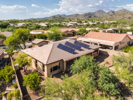 Prime location near shopping, dining, medical facilities, schools, golf, parks, sports clubs, and miles of walking, hiking, and biking trails