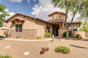 Welcome to 12994 N High Hawk Drive