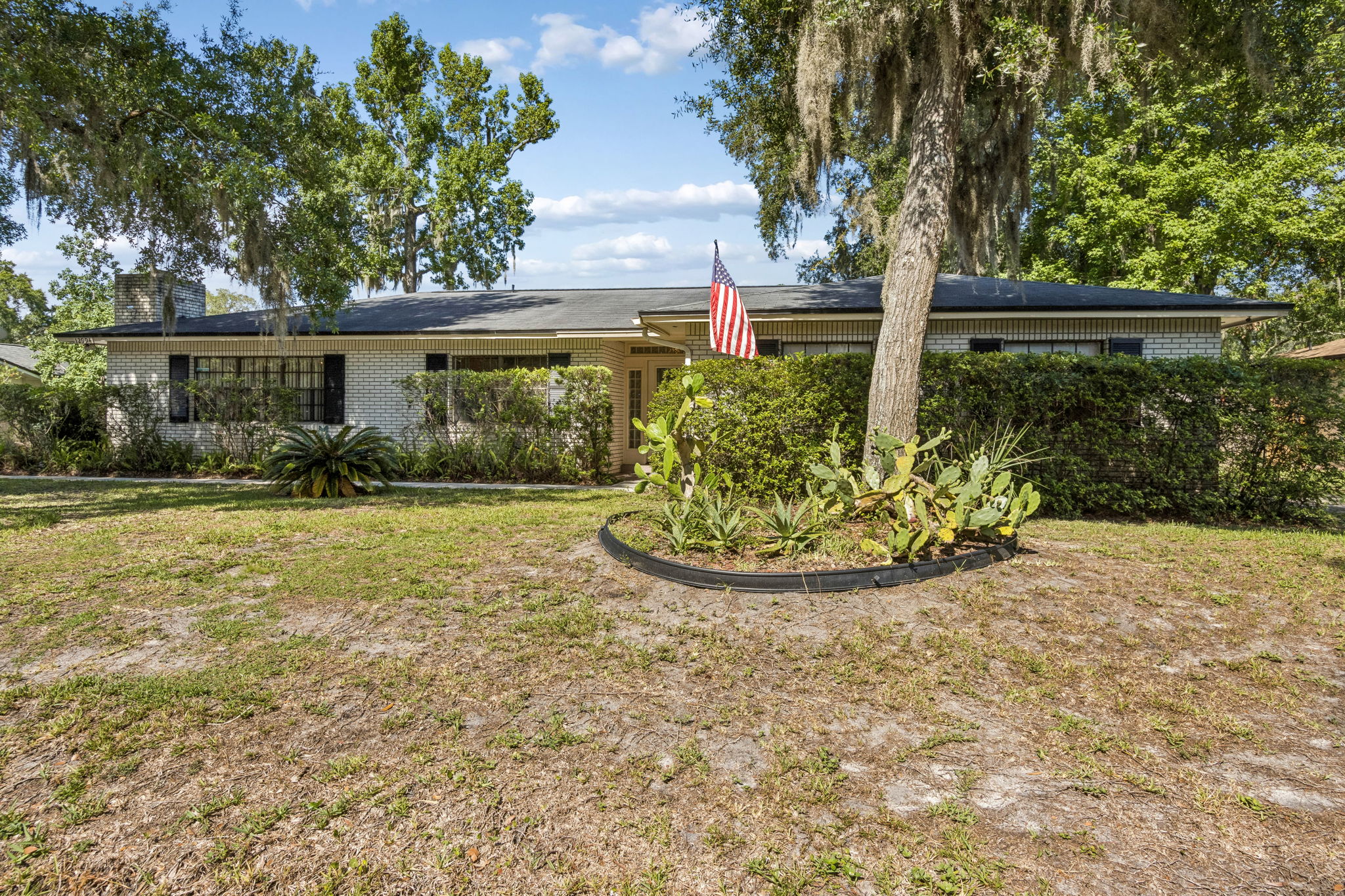 Welcome to 12994 Silver Oak Dr