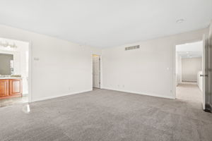 Giant bonus room with private deck, bathroom and closet over the garage