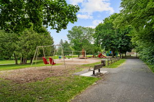  Photo 37