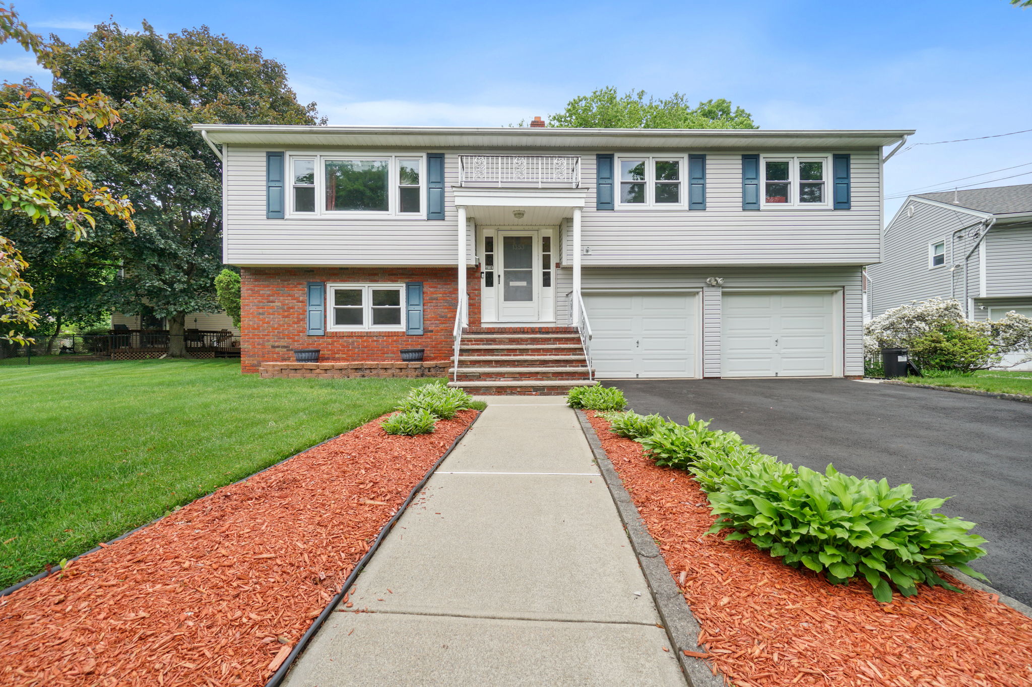 1353 Henrietta Ct Fair Lawn NJ